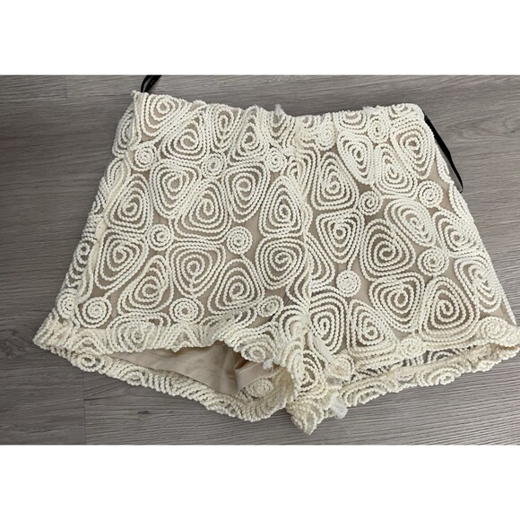 Cream Lace Shorts with mesh underlay size small boho festival romantic - Picture 1 of 6
